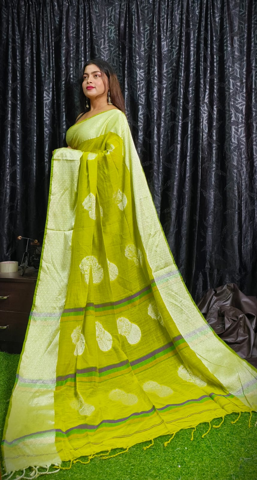 Handloom Khadi Cotton Boutique Saree