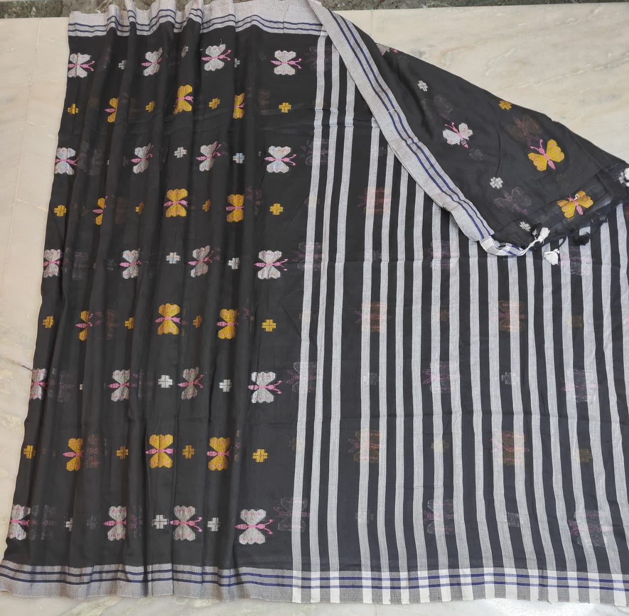 Handloom Mal Cotton Butter Fly Saree