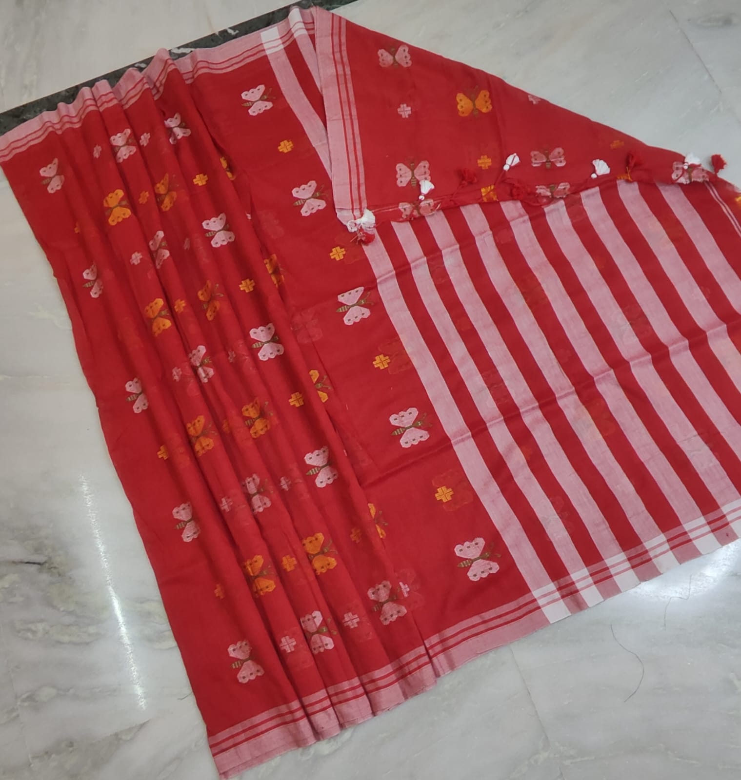 Handloom Mal Cotton Butter Fly Saree