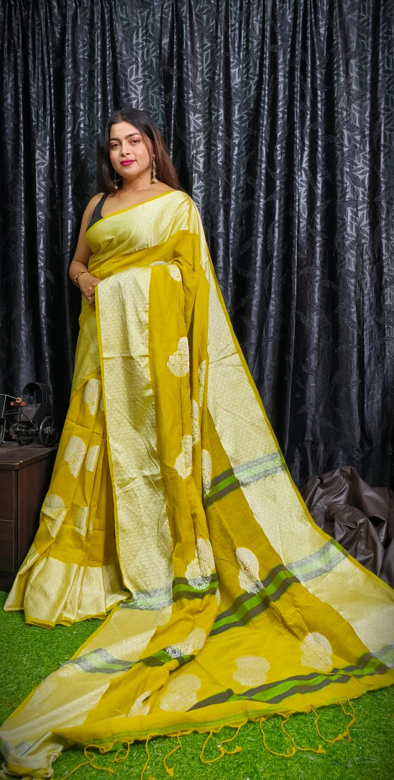 Handloom Khadi Cotton Boutique Saree